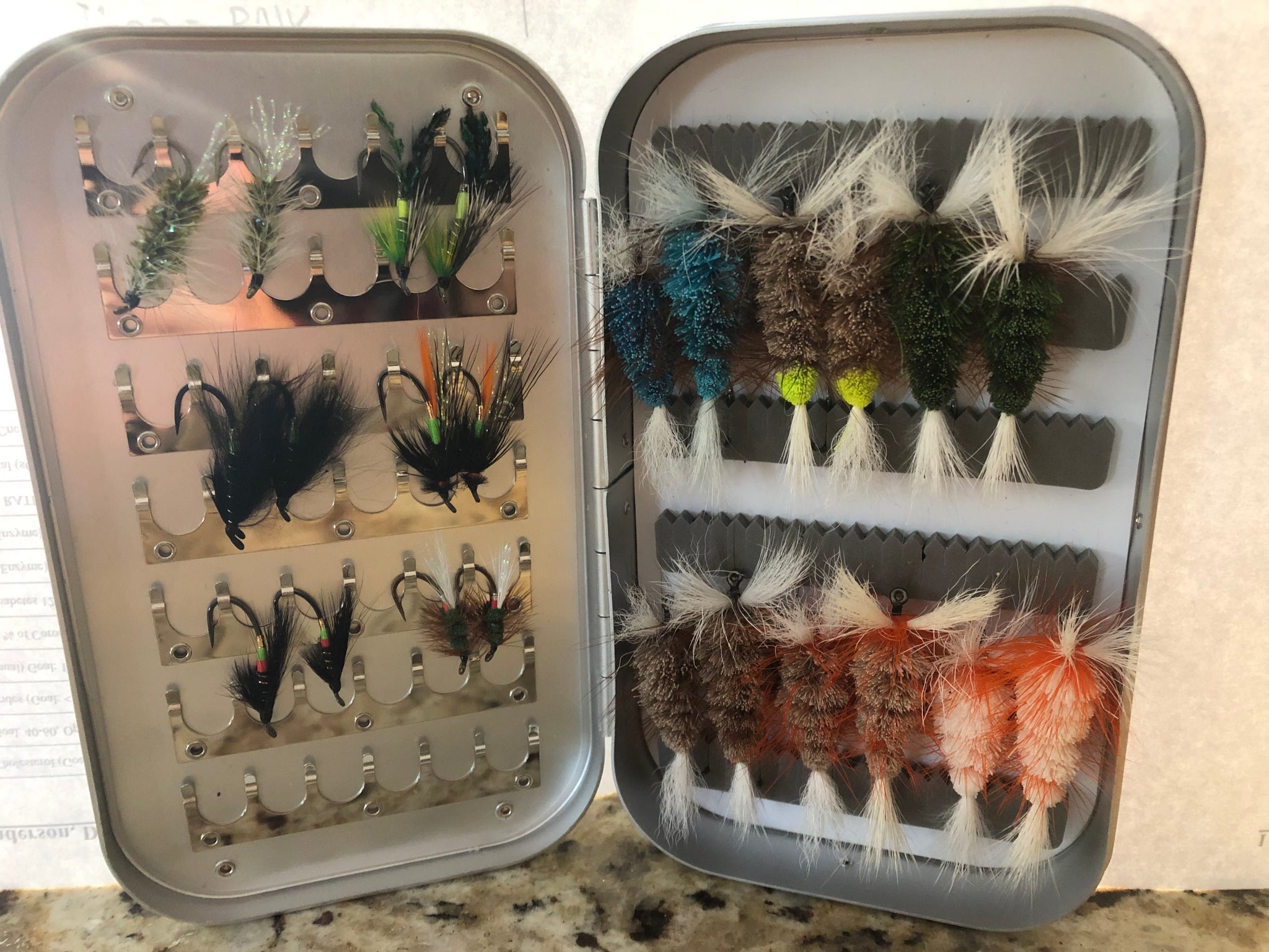 Papiers d'emballage de pêche à la mouche, emballage de vacances de Papiers d'emballage de pêche à la mouche, emballage de vacances de